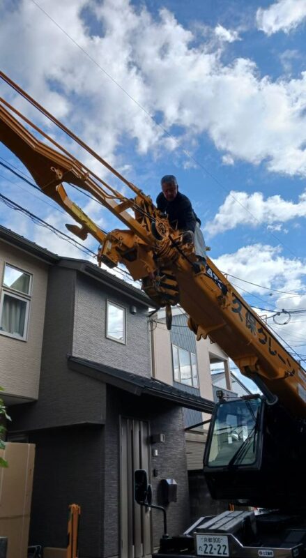 エコキュート 工事 クレーン車